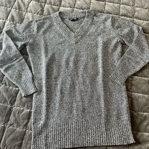 Athleta Heather Gray V-Neck Sweater